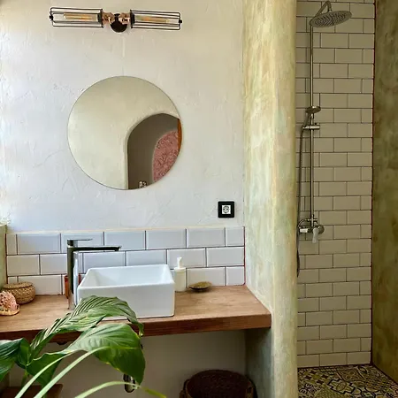 Tierra Apartment